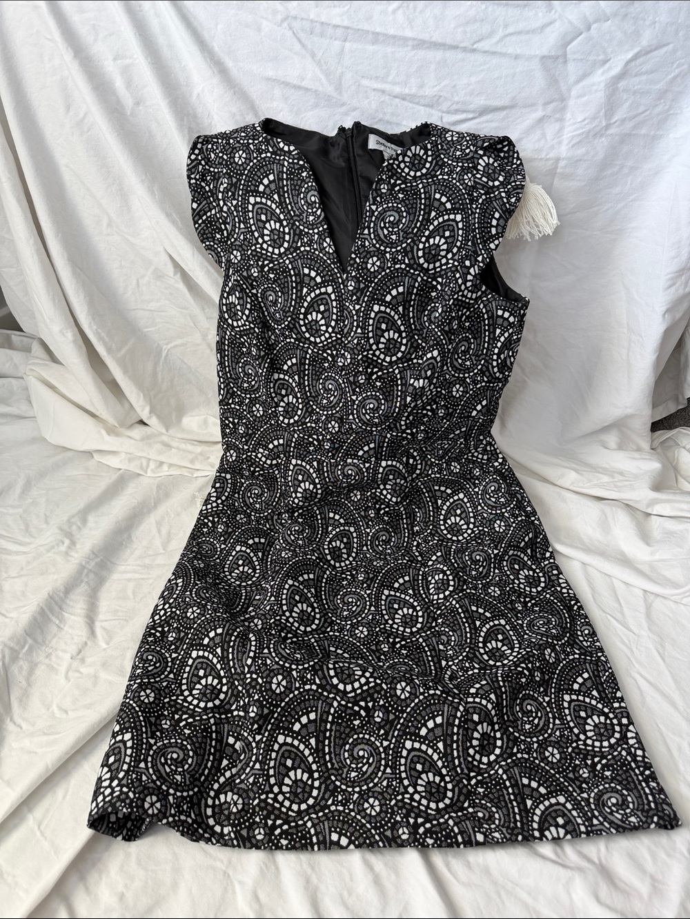 Black & White Patterned Motif Business Dress